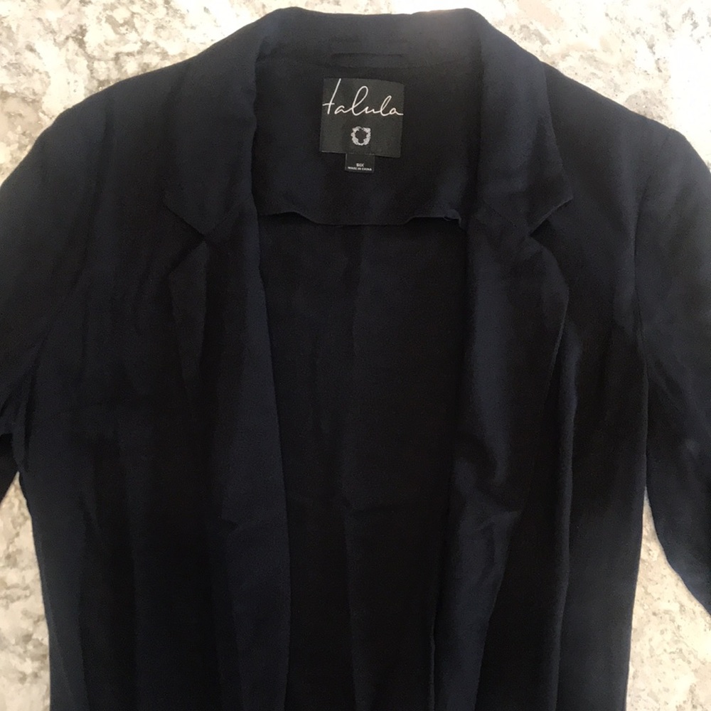 Talula Aritzia Black Lightweight Open Front Blazer Size 6 Minimalist Workwear - Picture 4 of 12